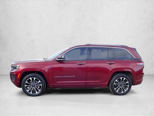 Used 2022 Jeep Grand Cherokee Overland w/ Advanced Protech Group III AWD/4WD video 2