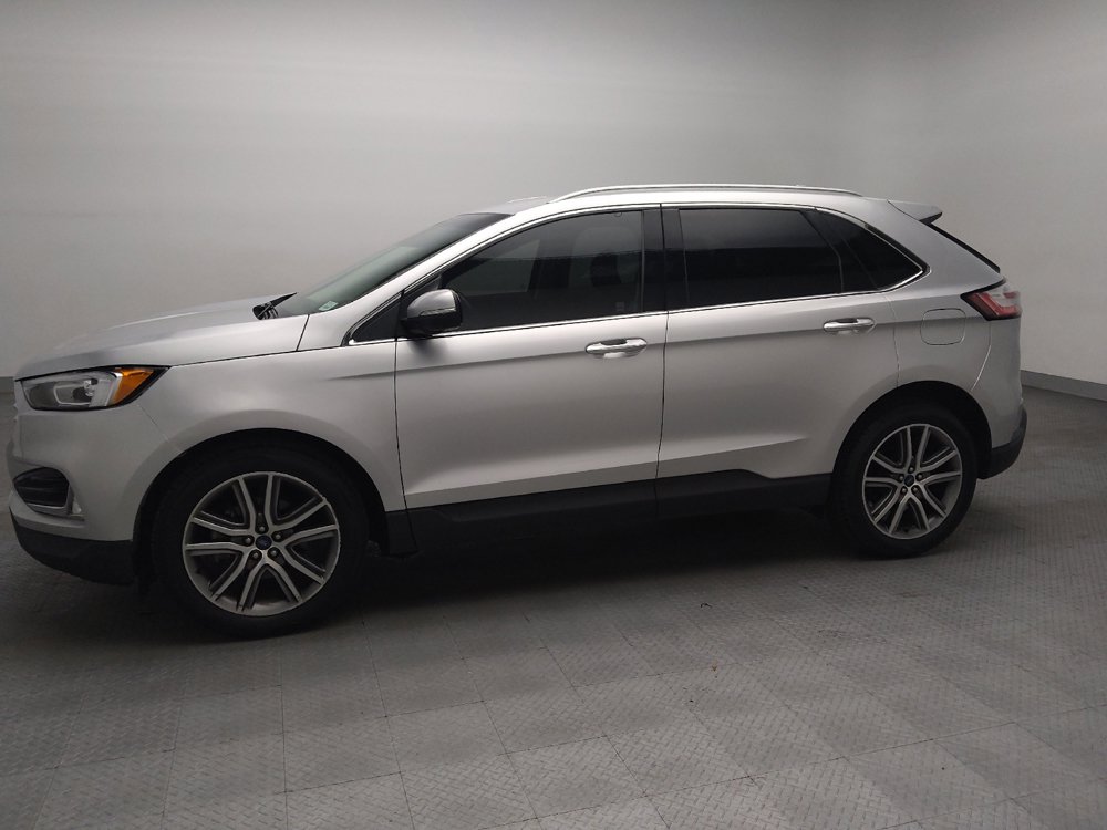 Used 2019 Ford Edge Titanium FWD image 2
