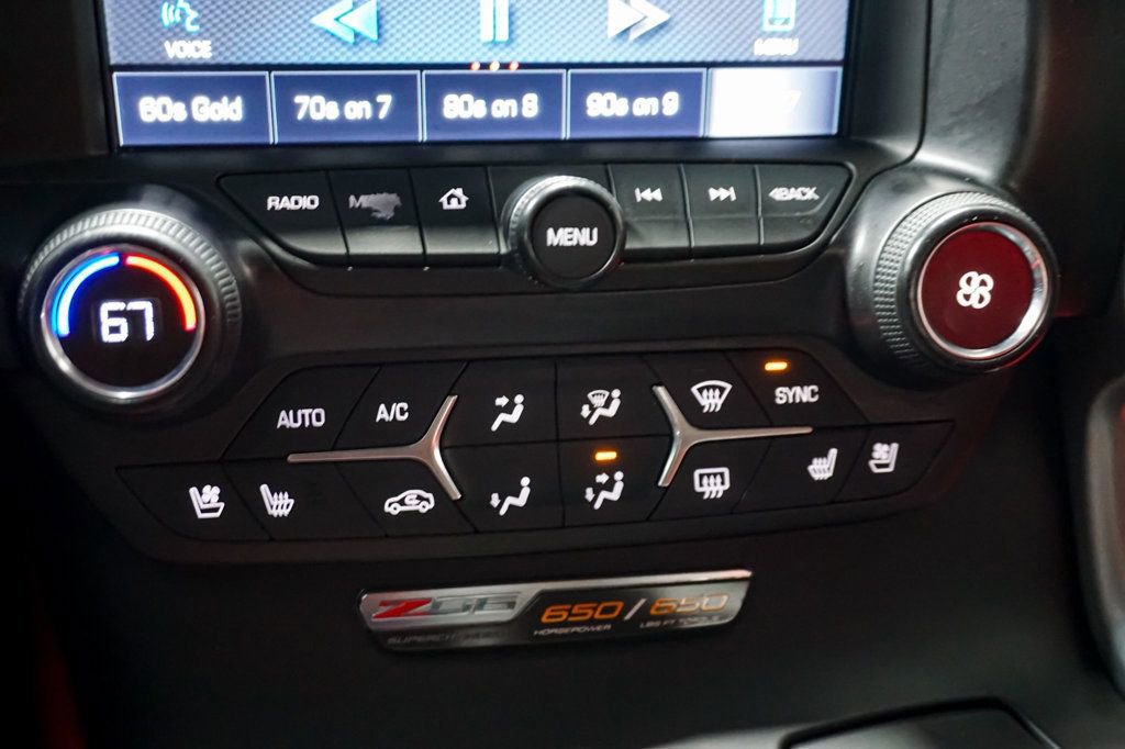 Used 2015 Chevrolet Corvette Z06 w/ Z07 Performance Package image 24