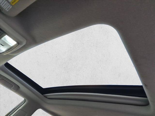 Used 2015 Toyota 4Runner Limited AWD/4WD image 16