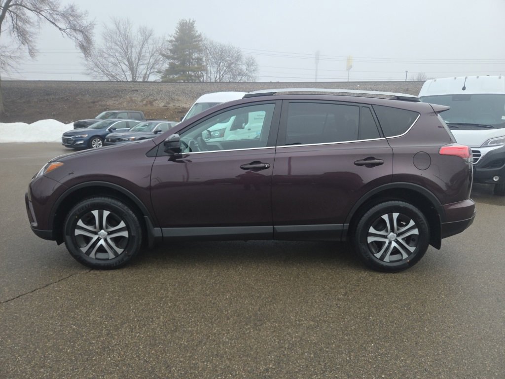 Used 2018 Toyota RAV4 LE w/ All Weather Liner Package image 4