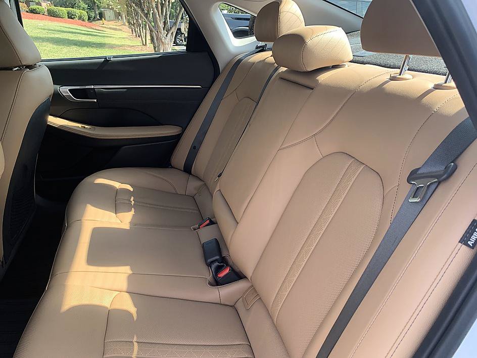 Used 2022 Hyundai Sonata Limited FWD image 11