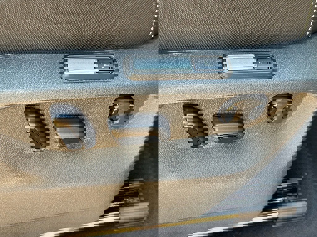 New 2026 Volkswagen Atlas SEL Premium R-Line image 13