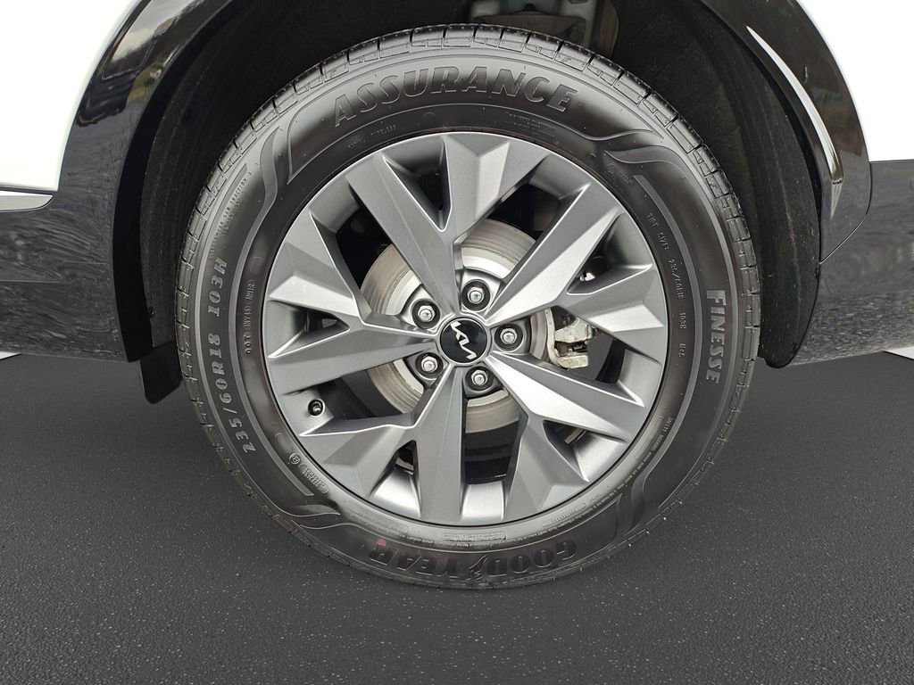 Used 2025 Kia Sportage SX Prestige image 14