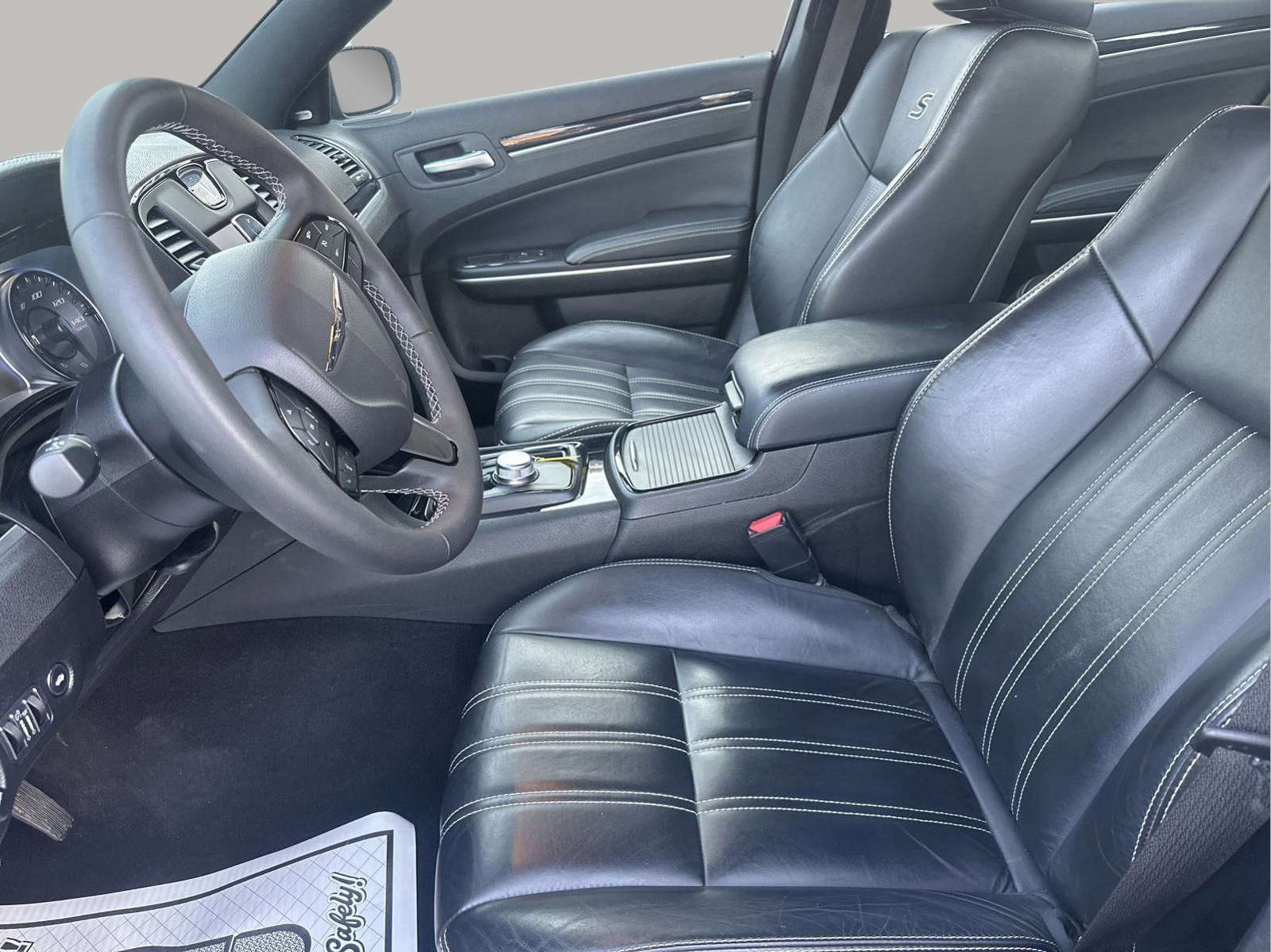 Used 2023 Chrysler 300 S image 14