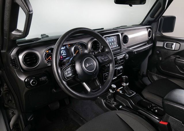 Used 2022 Jeep Wrangler Unlimited Sport AWD/4WD image 17