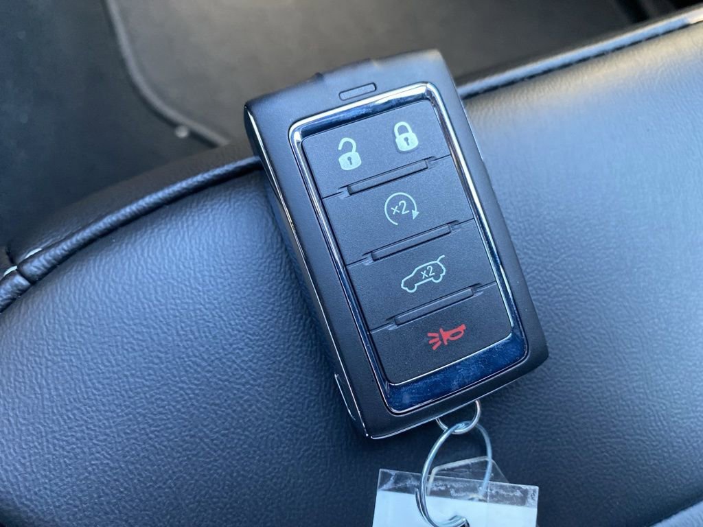 New 2025 Jeep Grand Cherokee L Limited w/ Black Appearance Package image 35