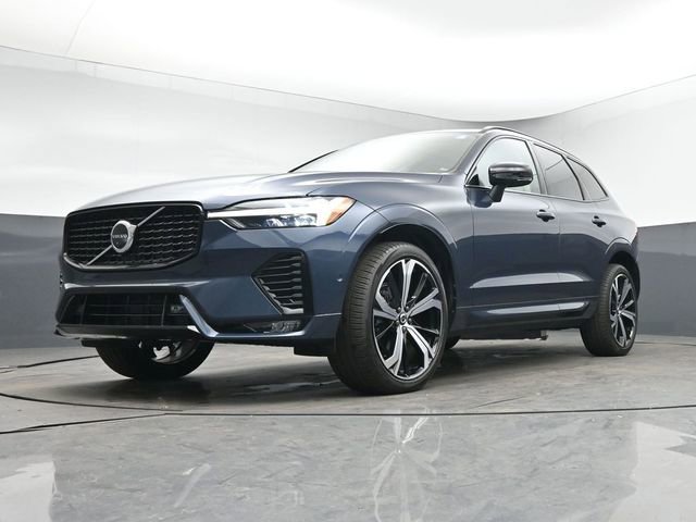 Used 2023 Volvo XC60 B5 Ultimate w/ Protection Package Premier image 12
