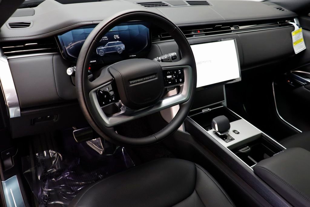 New 2025 Land Rover Range Rover SE AWD/4WD image 10