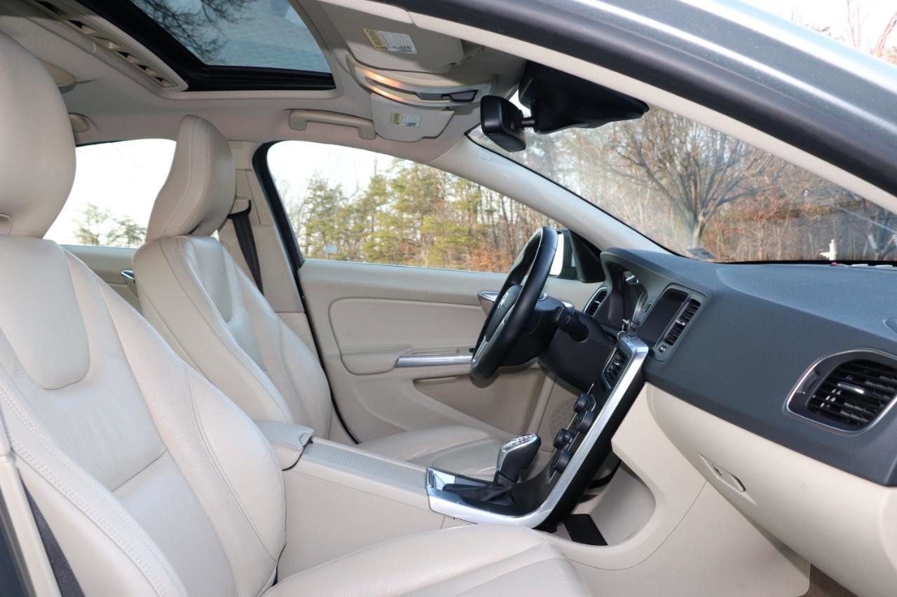 Used 2013 Volvo S60 T5 image 23