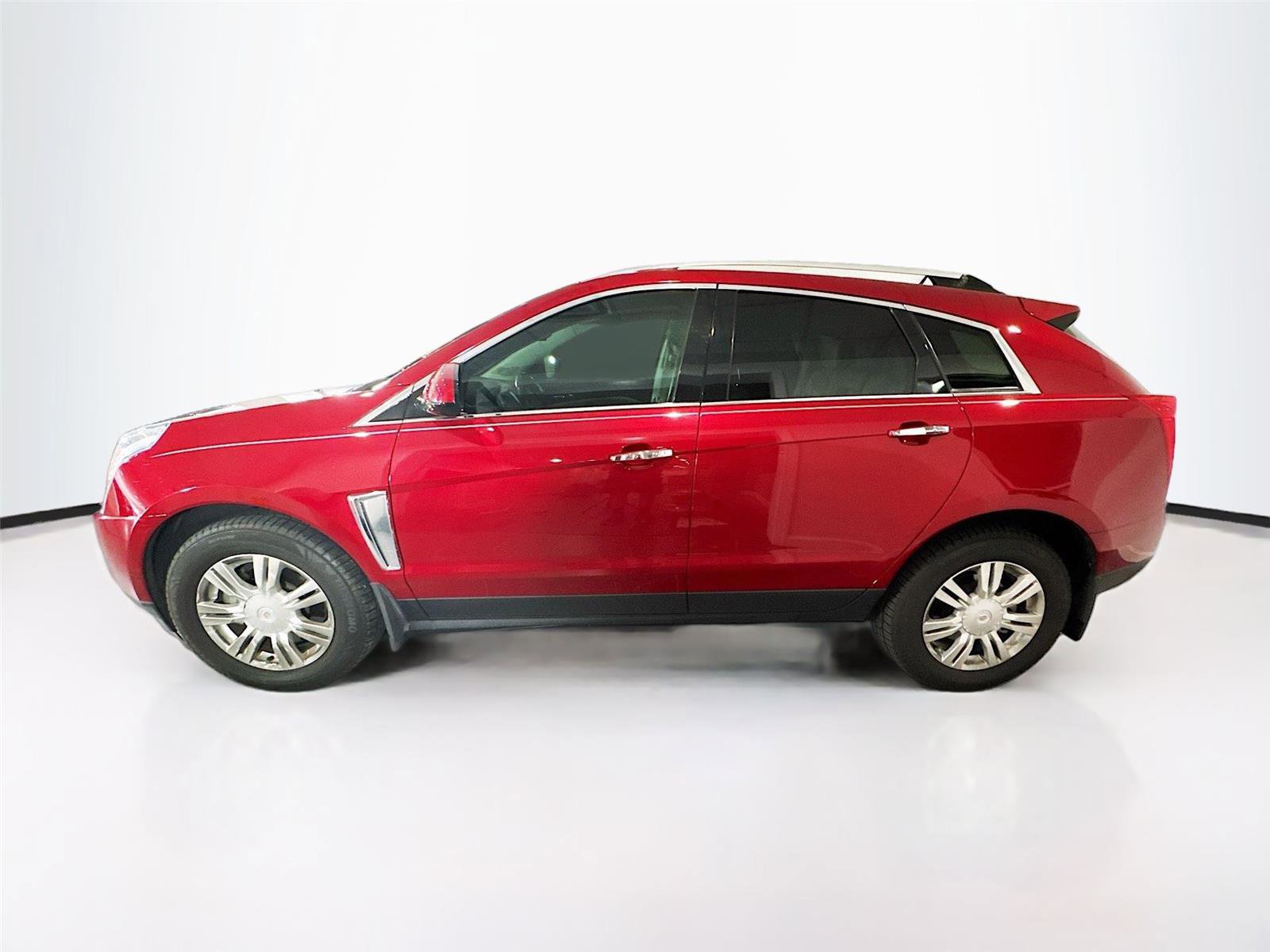 Used 2014 Cadillac SRX Luxury w/ Driver Awareness Package FWD image 2