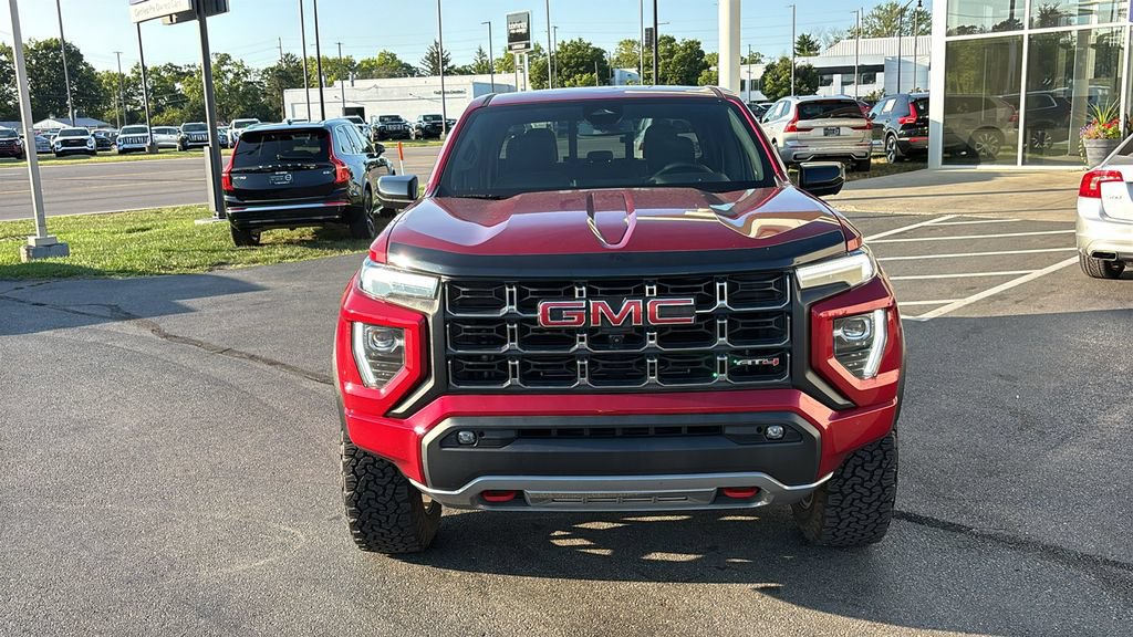 Used 2024 GMC Canyon AT4 w/ Technology Package AWD/4WD image 5