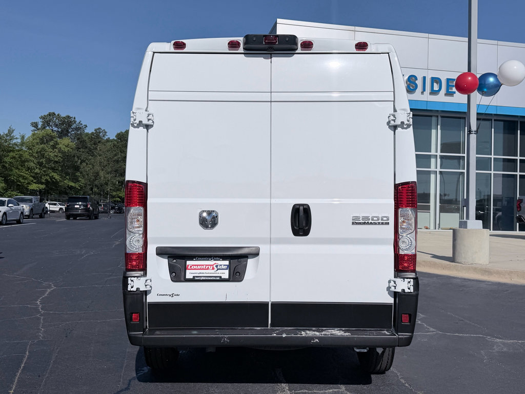 Used 2026 RAM ProMaster 2500 w/ Convenience Group FWD image 9