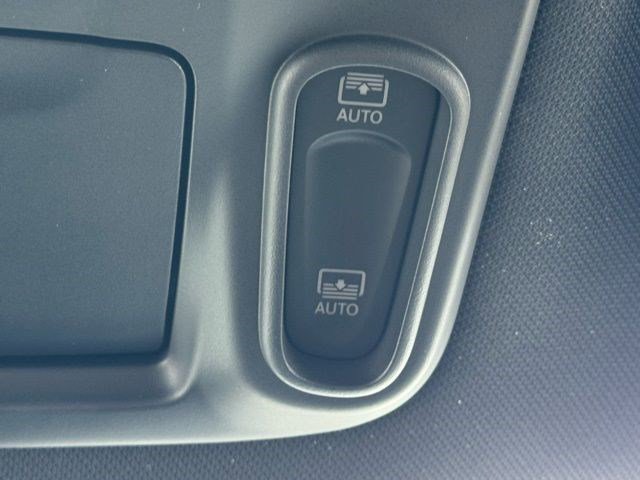 New 2026 Chrysler Pacifica Limited w/ S Appearance Package image 28