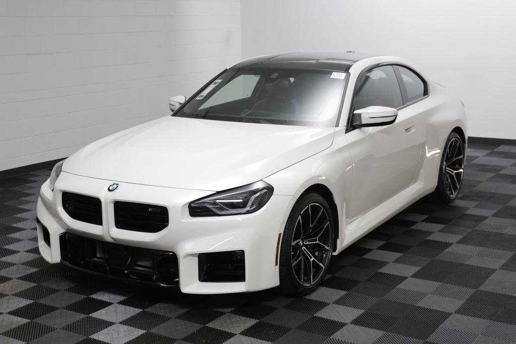Used 2026 BMW M2 w/ Lighting Package RWD image 2