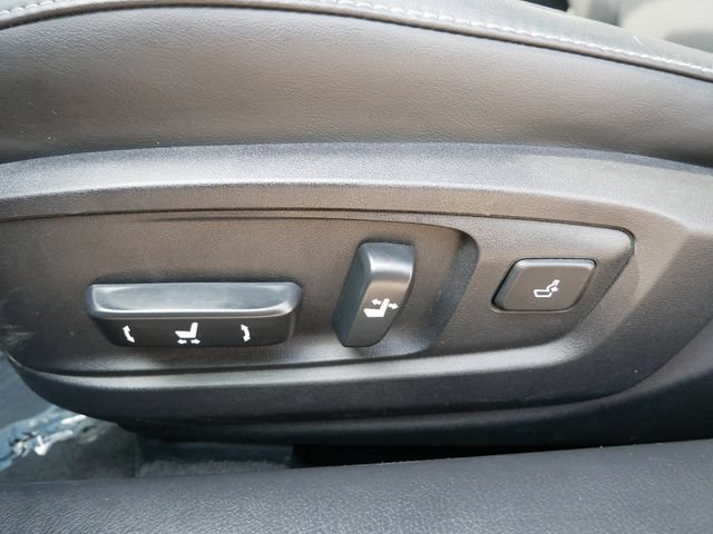 Used 2016 Lexus ES 350 w/ Premium Package w/Wood Trim FWD image 15