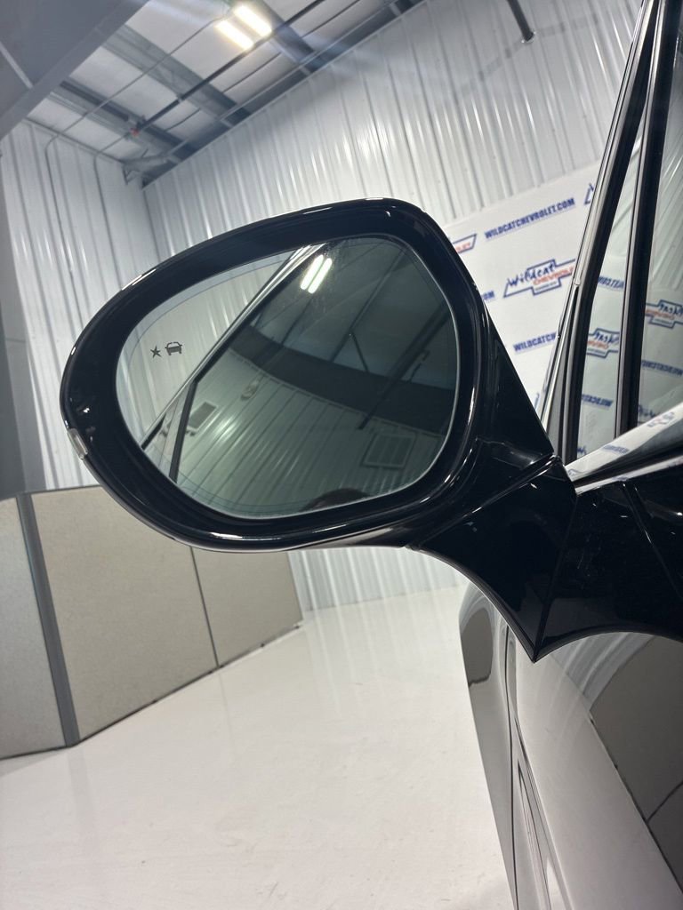 Used 2017 Buick Envision Essence AWD/4WD image 15