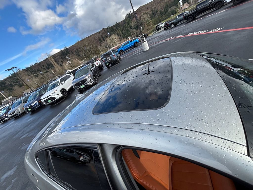 Used 2018 BMW X6 M image 29