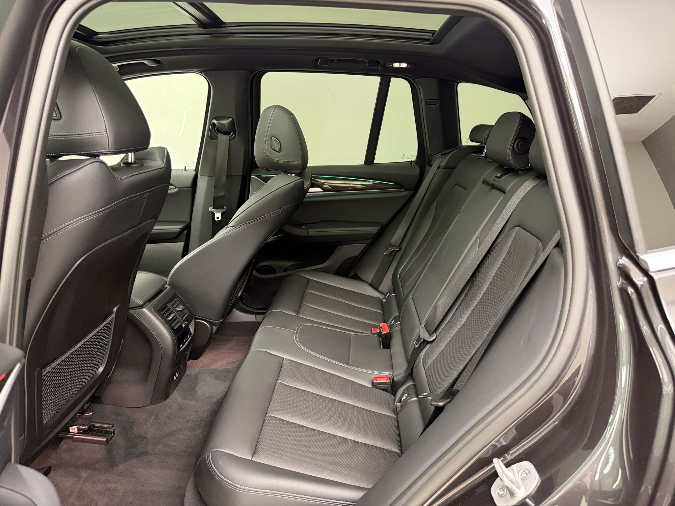 Certified 2023 BMW X3 sDrive30i w/ Convenience Package RWD image 23
