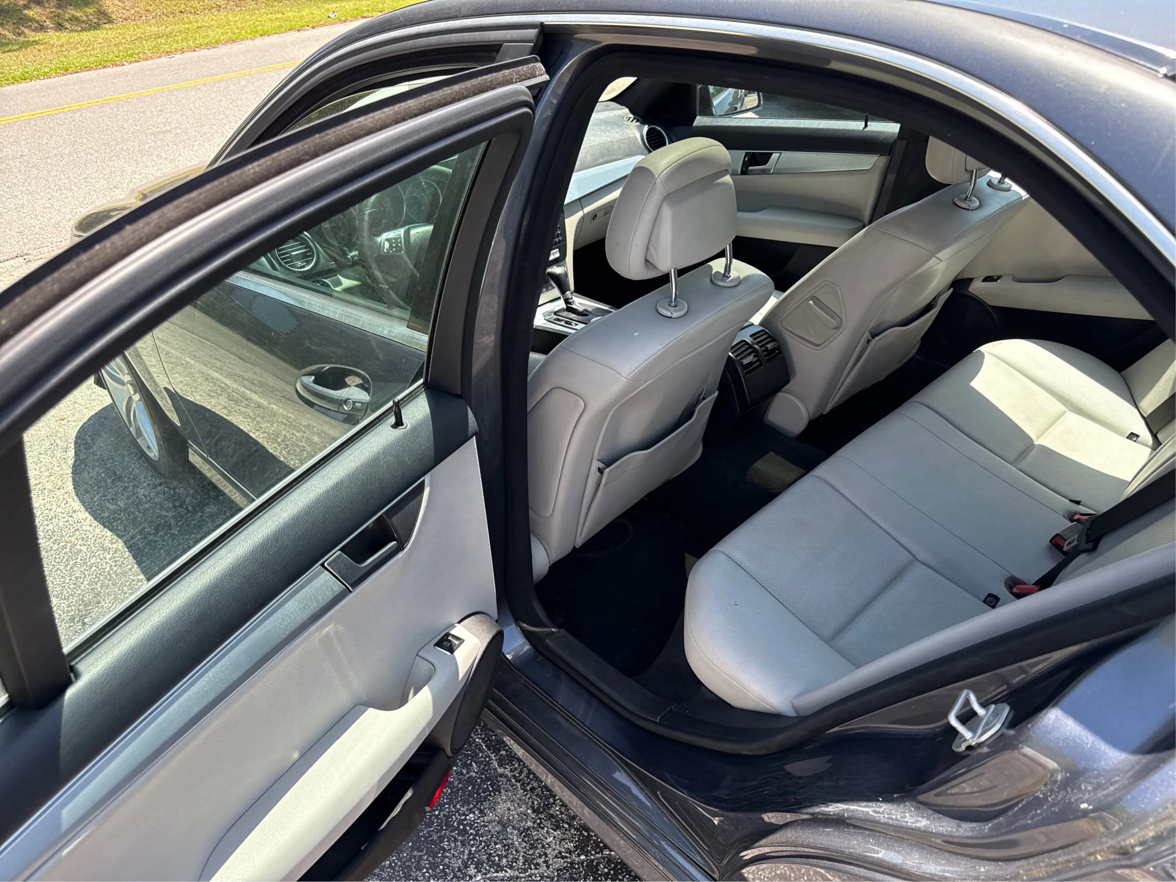 Used 2014 Mercedes-Benz C 250 Sedan image 10