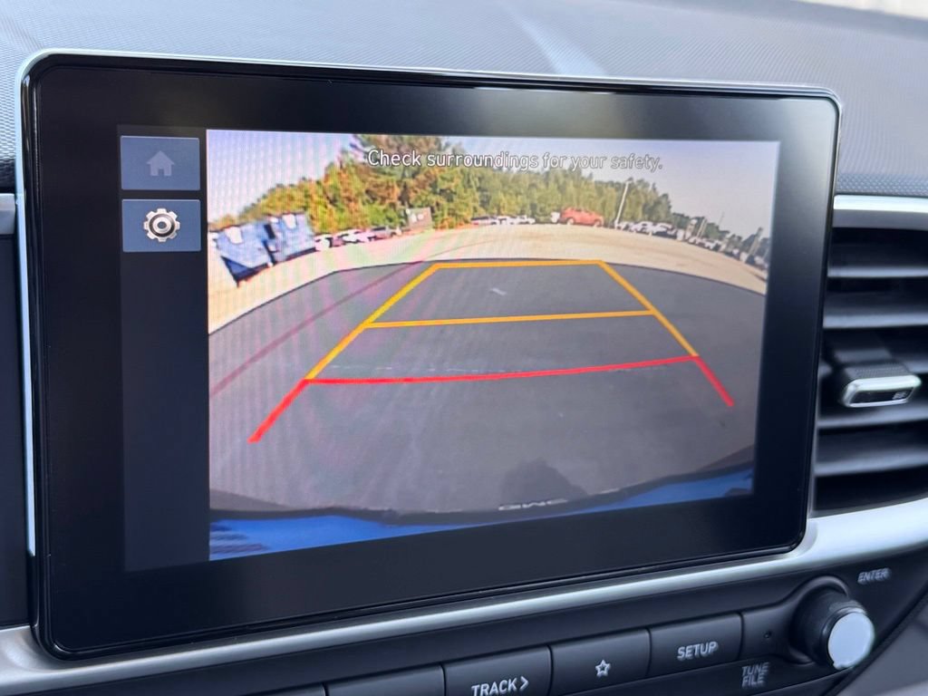 New 2026 Hyundai Venue SEL FWD image 6