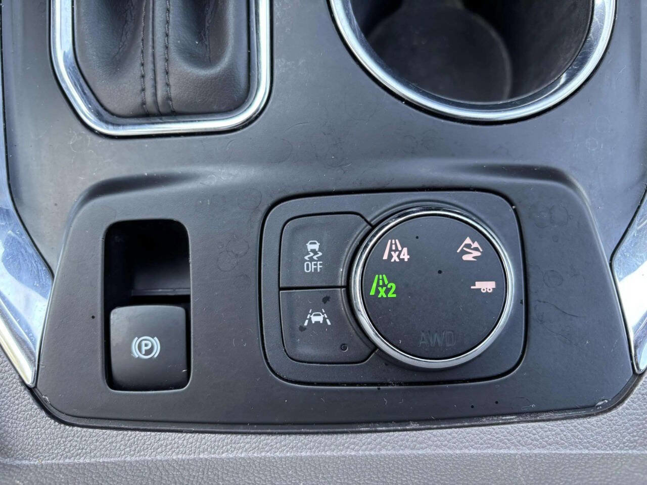 Used 2018 Chevrolet Traverse Premier image 30