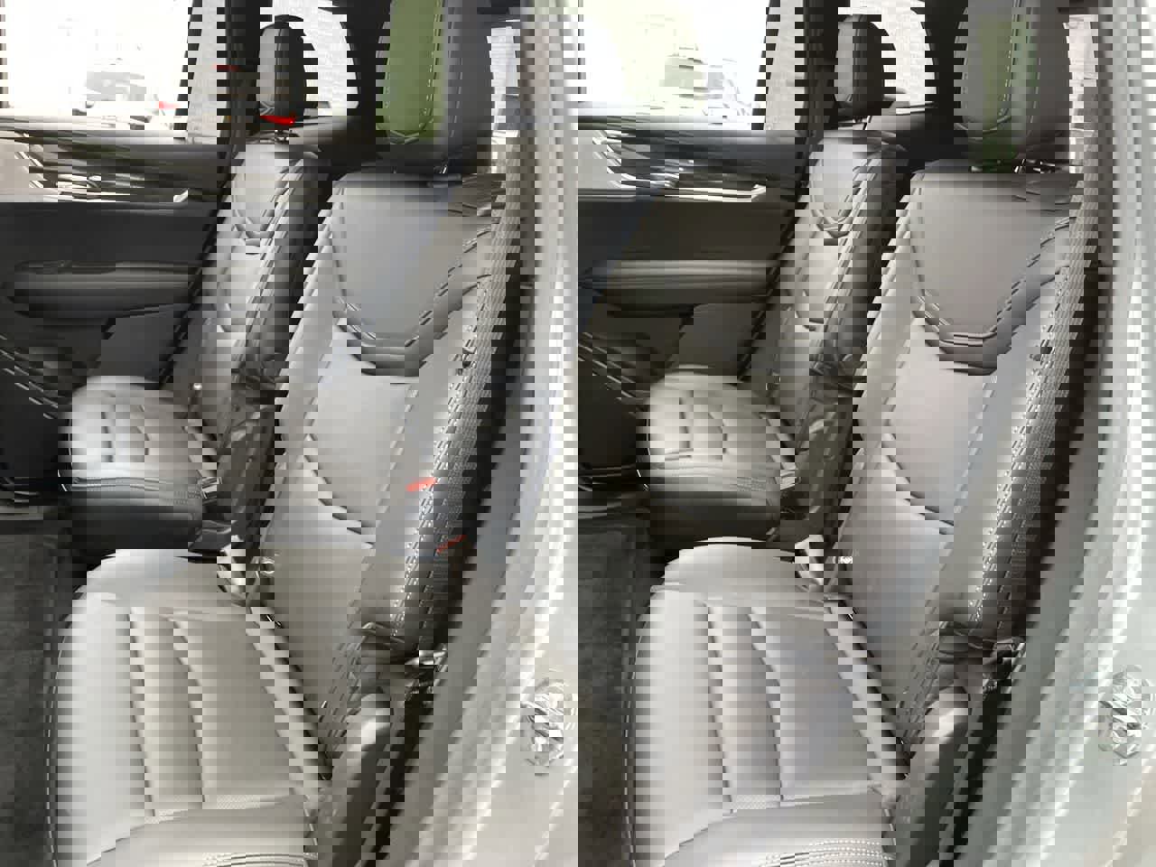 Certified 2023 Cadillac XT6 Sport w/ Technology Package image 20