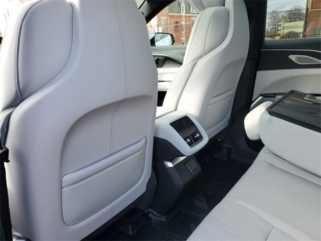 New 2026 Cadillac Lyriq Premium Luxury image 28