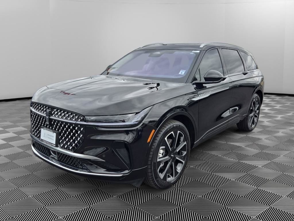 Used 2026 Lincoln Nautilus Reserve AWD/4WD image 3
