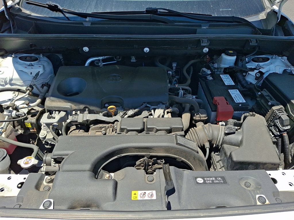 Used 2019 Toyota RAV4 LE w/ All Weather Liner Package AWD/4WD image 27