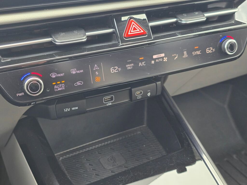 Used 2024 Kia Niro Wave w/ Wave Preserve Package image 32