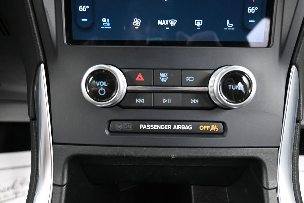 Used 2022 Ford Edge ST w/ Equipment Group 401A AWD/4WD image 14
