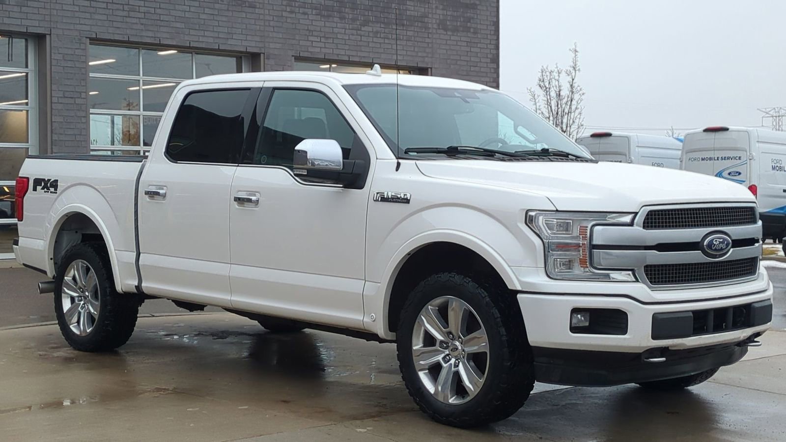Used 2018 Ford F150 Platinum w/ Technology Package image 9