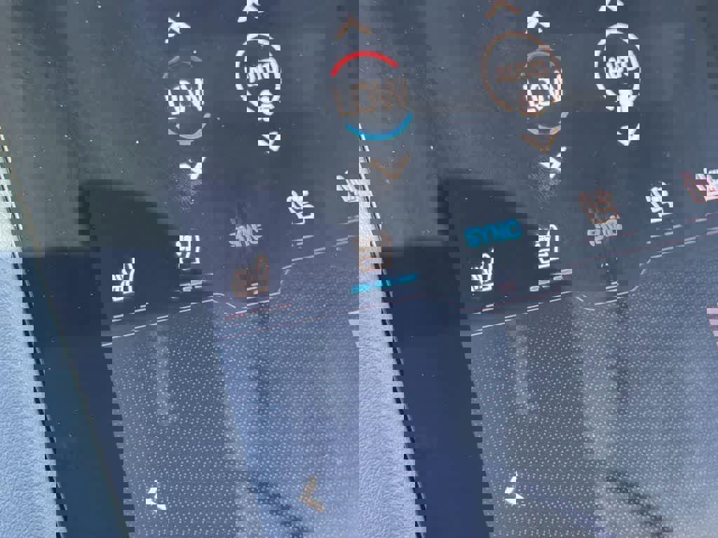 Used 2023 Porsche Taycan w/ Premium Package image 23