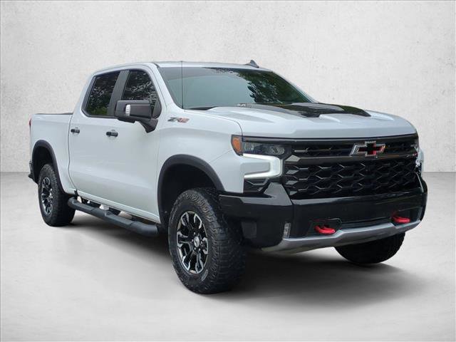Used 2022 Chevrolet Silverado 1500 ZR2 w/ Technology Package AWD/4WD image 3