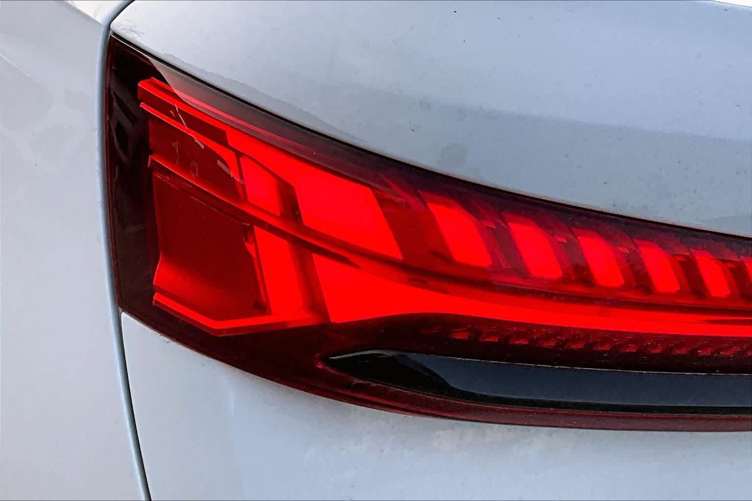 Certified 2026 Audi Q7 2.0T Premium AWD/4WD image 30