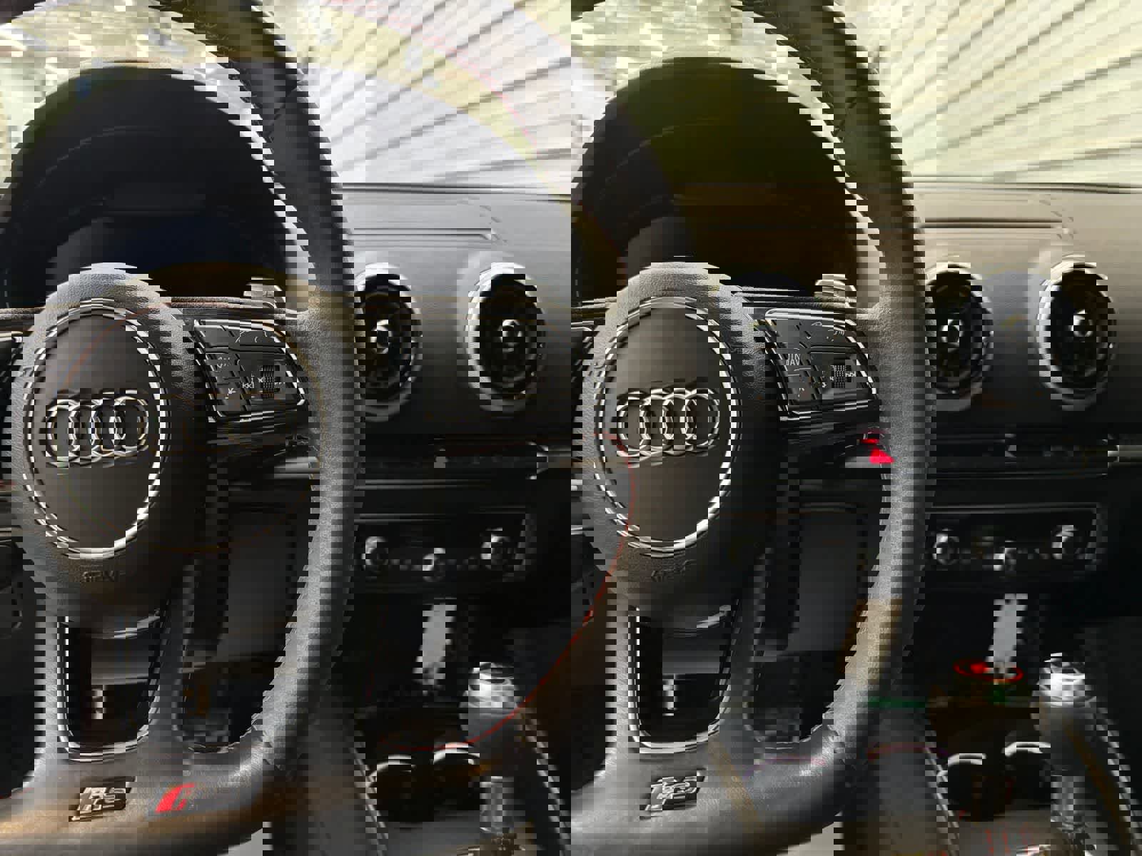 Used 2018 Audi RS 3 image 17