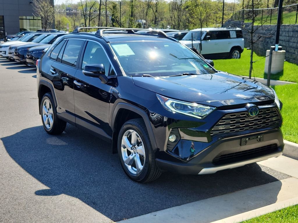 Used 2021 Toyota RAV4 Limited AWD/4WD image 10
