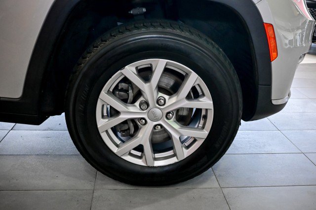 Used 2021 Jeep Grand Cherokee L Limited AWD/4WD image 49