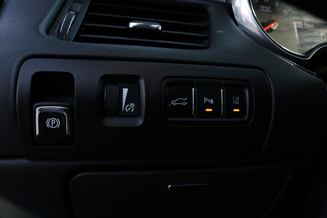 Used 2014 Chevrolet Impala LTZ FWD image 28