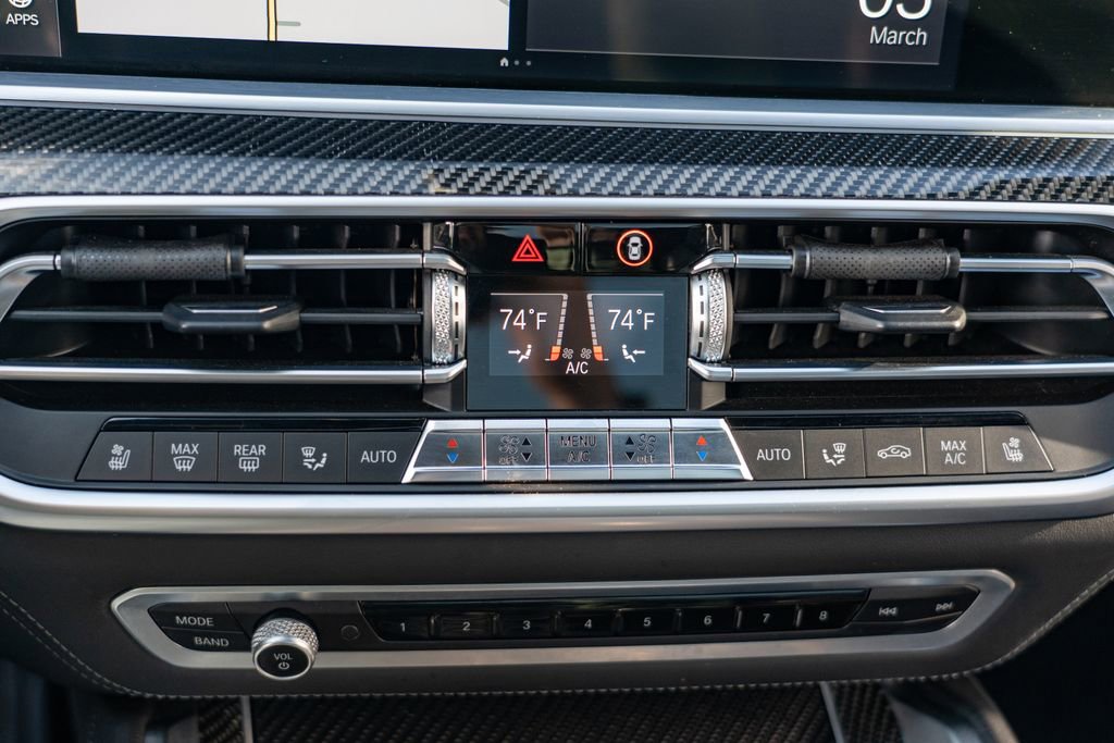 Used 2021 BMW X6 M w/ Competition Package image 28