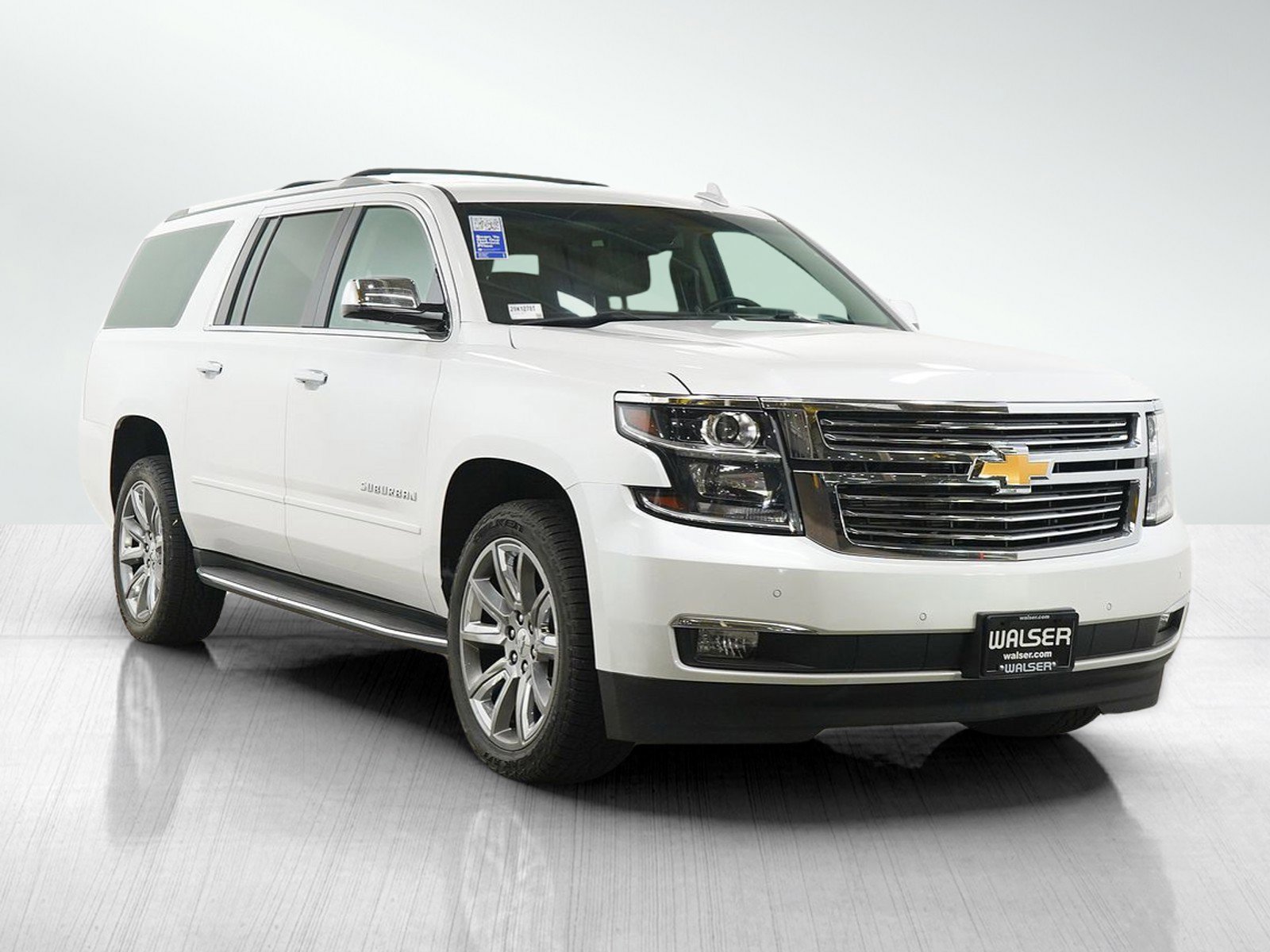 Used 2018 Chevrolet Suburban Premier AWD/4WD image 8