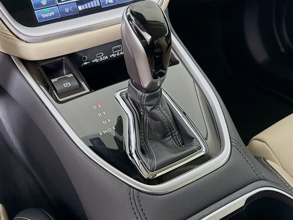 Used 2023 Subaru Outback Limited AWD/4WD image 19