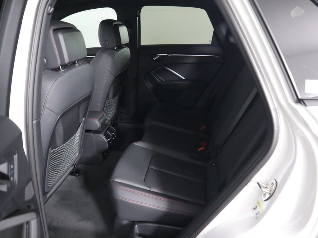Used 2025 Audi Q3 2.0T Premium Plus w/ Premium Plus Package AWD/4WD image 23