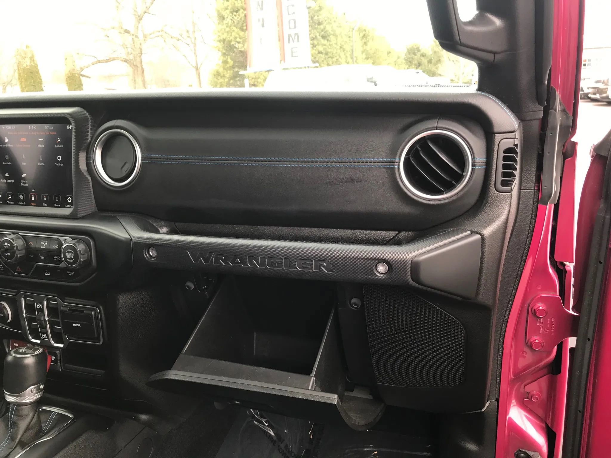 Used 2022 Jeep Wrangler Unlimited Rubicon 4xe w/ Cold Weather Group AWD/4WD image 51