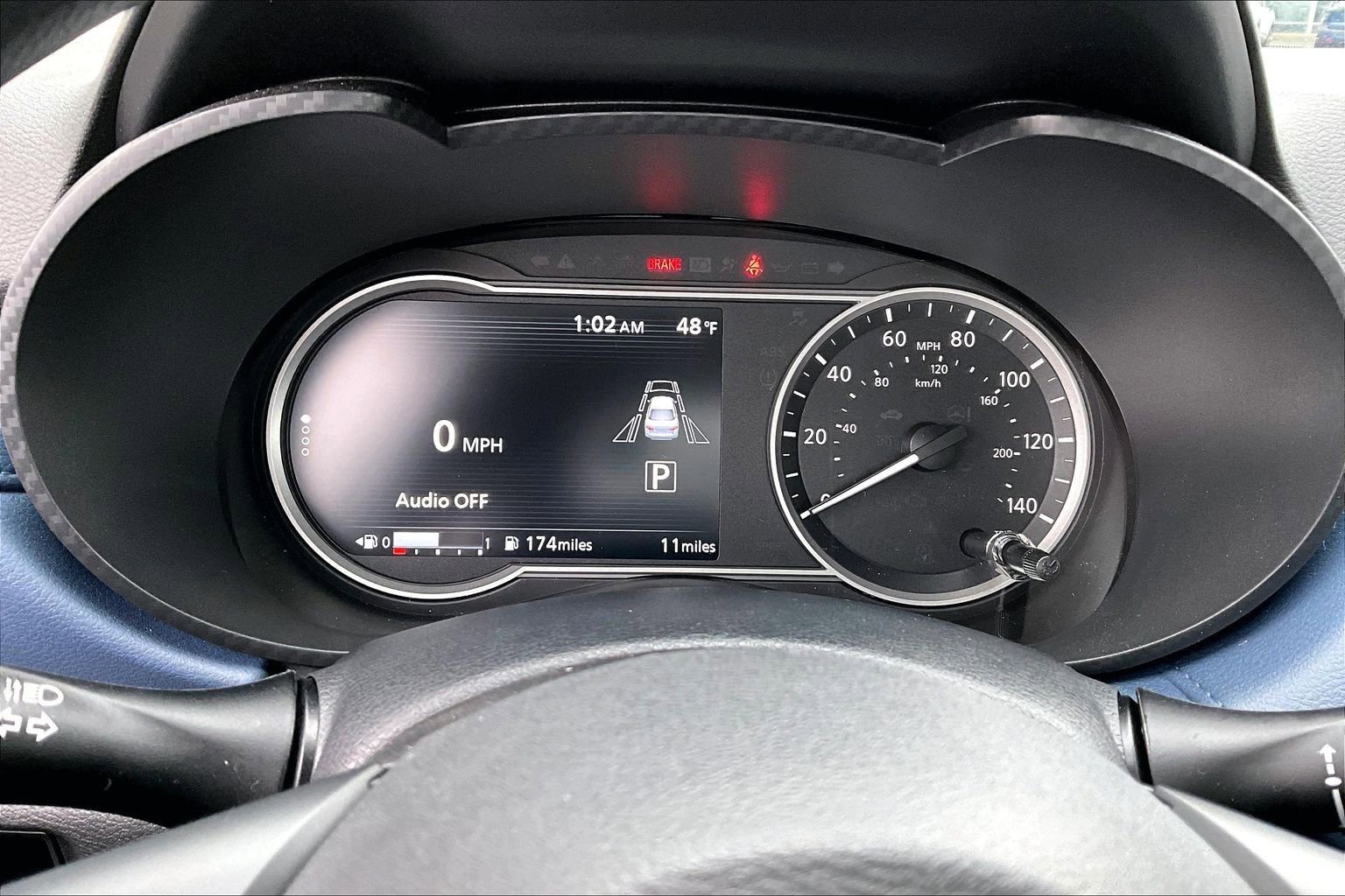 Used 2025 Nissan Versa SV w/ Trunk Package image 5