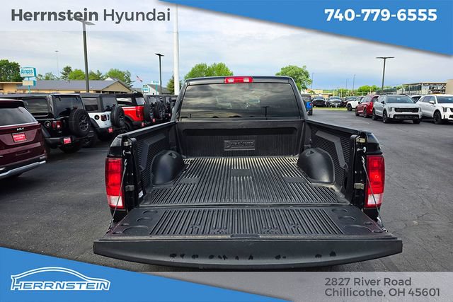 Used 2024 RAM 1500 Classic SLT AWD/4WD image 18