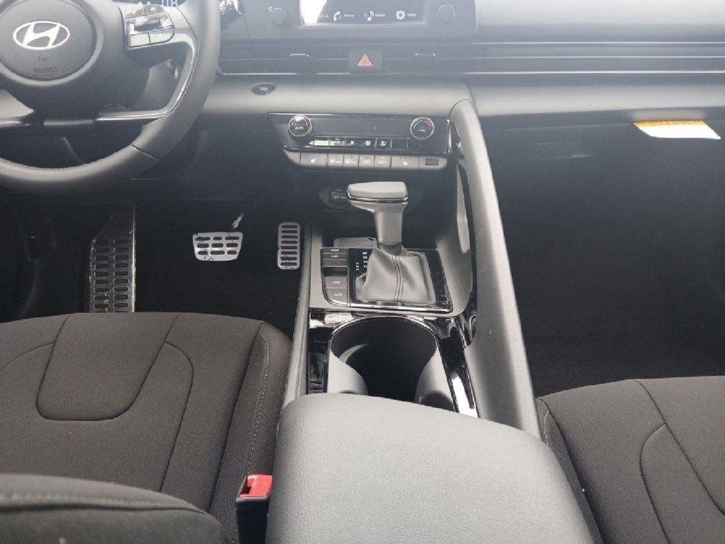 New 2026 Hyundai Elantra SEL Sport FWD image 11