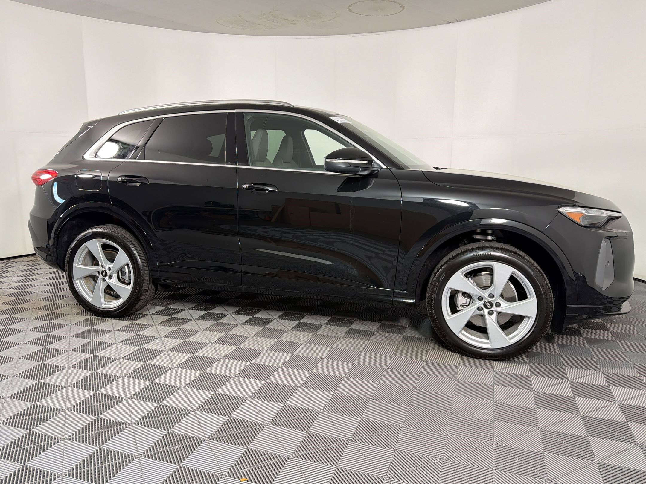 New 2026 Audi Q5 Premium AWD/4WD image 7
