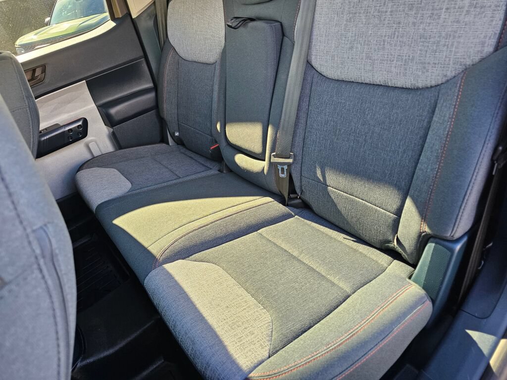 Used 2024 Ford Maverick XLT FWD image 17